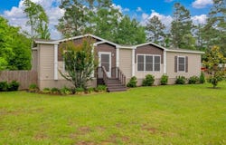 572 4th Street, Cushing, TX 75760