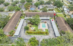 9851 113TH STREET, SEMINOLE, FL 33772