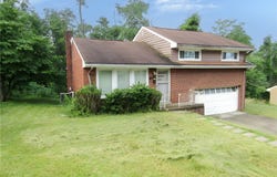 571 Grove Rd, Penn Hills, PA 15147