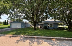 2223 Warford Street, Perry, IA 50220