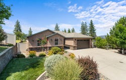 4537 Risstay Way, Shasta Lake, CA 96019