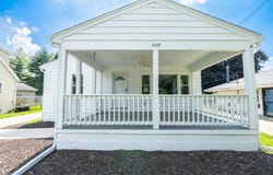 3129 N FINNELL Avenue, Peoria, IL 61604