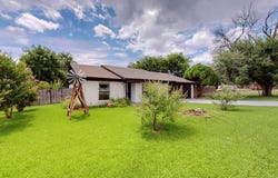 1041 Mckinley Street, Benbrook, TX 76126