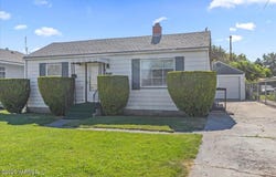 916 S 1st Ave, Yakima, WA 98902