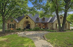 31 Forest Hills Circle, Gunter, TX 75058