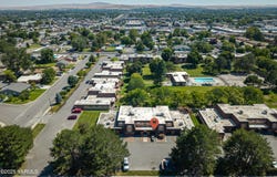 2913 W John Day Ave, Kennewick, WA 99336