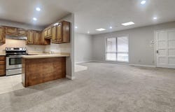933 Creek Side, Fayetteville, NC 28303