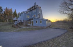 4781 E Golfview Drive, Leland, MI 49654
