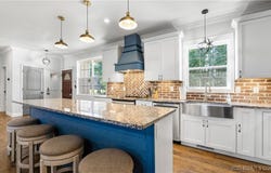 21 Winston Lane, Kaiser, MO 65047
