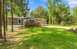 645 W Violet, DeFuniak Springs, FL 32433