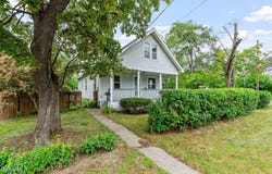 2703 Augustine Avenue, Rotterdam, NY 12306