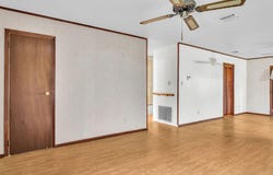600 N Lake St, Waskom, TX 75692