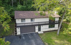 142 Riverside Dr, Waterford, WI 53185