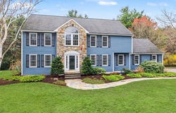 4 Stewart St, Hopkinton, MA 01748