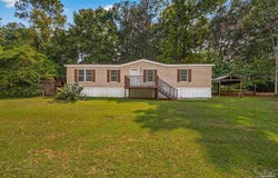 3801 Legend Creek Dr, Pace, FL 32571