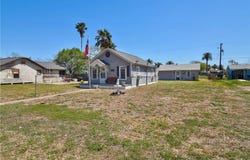 1139 S Houston Street, Aransas Pass, TX 78336