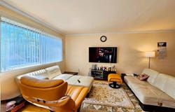 240-30 67th Ave, douglaston, NY 11362