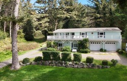 30339 HILLSIDE Ter, GoldBeach, OR 97444