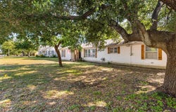 413 S Tyler Street, McGregor, TX 76657