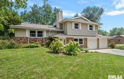 512 Radford Drive, Sherman, IL 62684