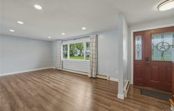203 Riverdale Road, Liverpool, NY 13090
