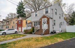 326 Trinity Pl, Hillside Twp., NJ 07205-2731