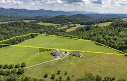 145 Slat Mill Ln, Fairfield, VA 24435