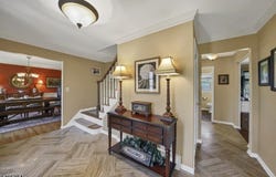 8 Elm Ct, Washington Twp., NJ 07853-3346