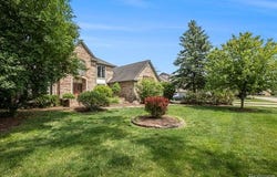 1717 Brandywine Drive, Bloomfield Hills, MI 48304