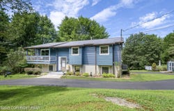 1519 Ridge Drive, Stroudsburg, PA 18360