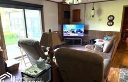 1904 127th Avenue, Algona, IA 50511