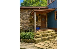 447 Bull Run Rd, Minford, OH 45653