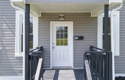 522 W High Street, Uhrichsville, OH 44683