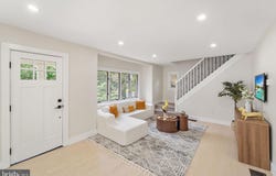 4 E HADDON AVENUE, OAKLYN, NJ 08107