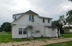 620 W 13th Ave, Hutchinson, KS 67501