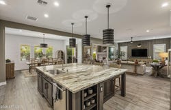 2933 E DALEY Lane, Phoenix, AZ 85050