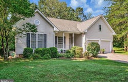 411 LAKEVIEW PARKWAY, LOCUST GROVE, VA 22508