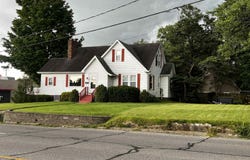 1617 OAKLAND Avenue, Mt Vernon, IL 62864