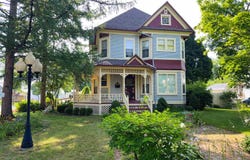201 S VINE AVENUE, Marshfield, WI 54449