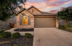 3512 Tulip Drive, Aubrey, TX 76227