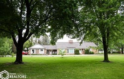 309 E Garfield St, Laurens, IA 50554