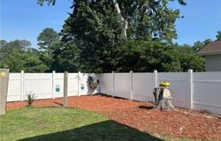 2201 RIVERWOOD Avenue, Lumberton, NC 28358