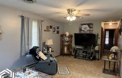 902 Central Avenue, Bedford, IA 50833