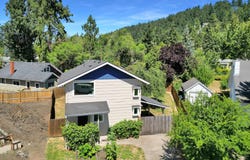 3643 E AMAZON DR, Eugene, OR 97405