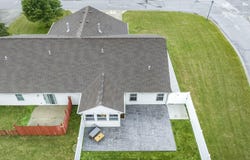 3895 Cobblestone Cove, New Haven, IN 46774-2079