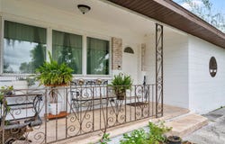 2010 Lee Drive, FL 33594