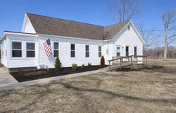 219 S Hancock St, White Hall, IL 62092