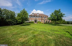518 SCHOONER COURT, NEWARK, DE 19702