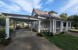 602 Avenue 2 NE, Atkins, AR 72823