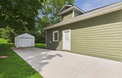 406 Columbus Street, Pella, IA 50219